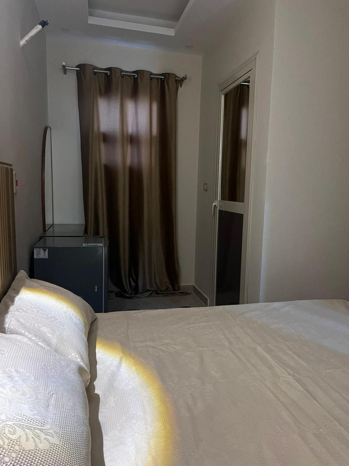 Regent Pyramids View Hotel Kafrat al Jabal ภายนอก รูปภาพ