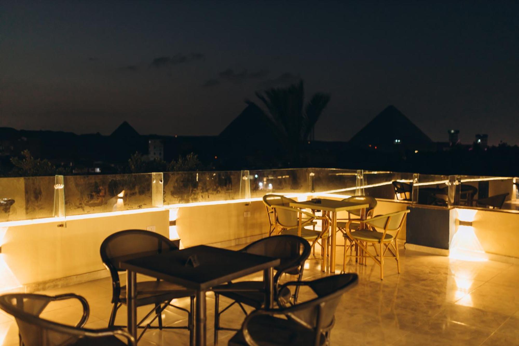 Regent Pyramids View Hotel Kafrat al Jabal ภายนอก รูปภาพ