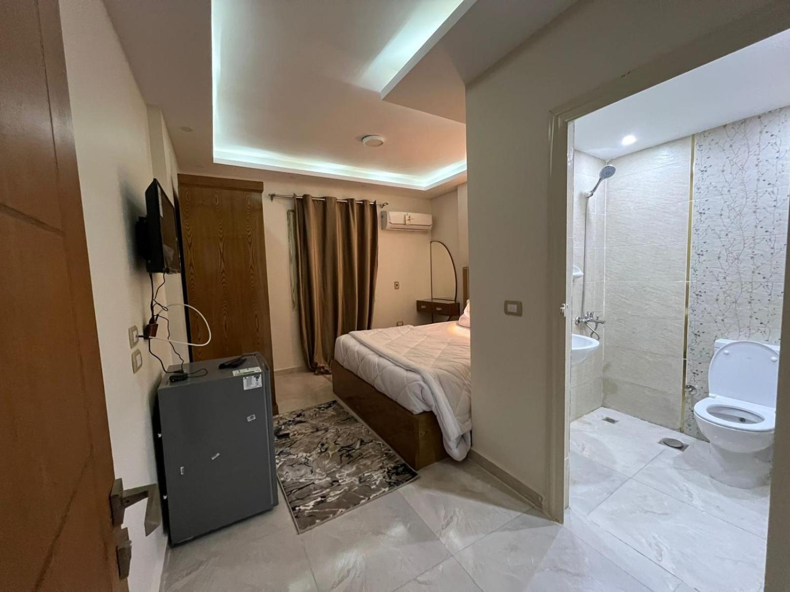 Regent Pyramids View Hotel Kafrat al Jabal ภายนอก รูปภาพ